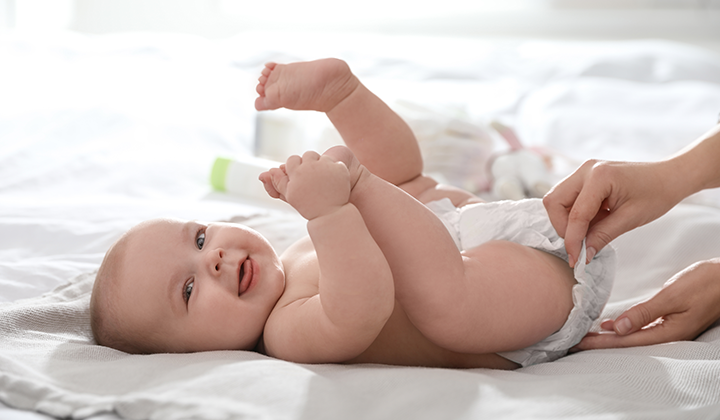 Windelwechsel beim Baby